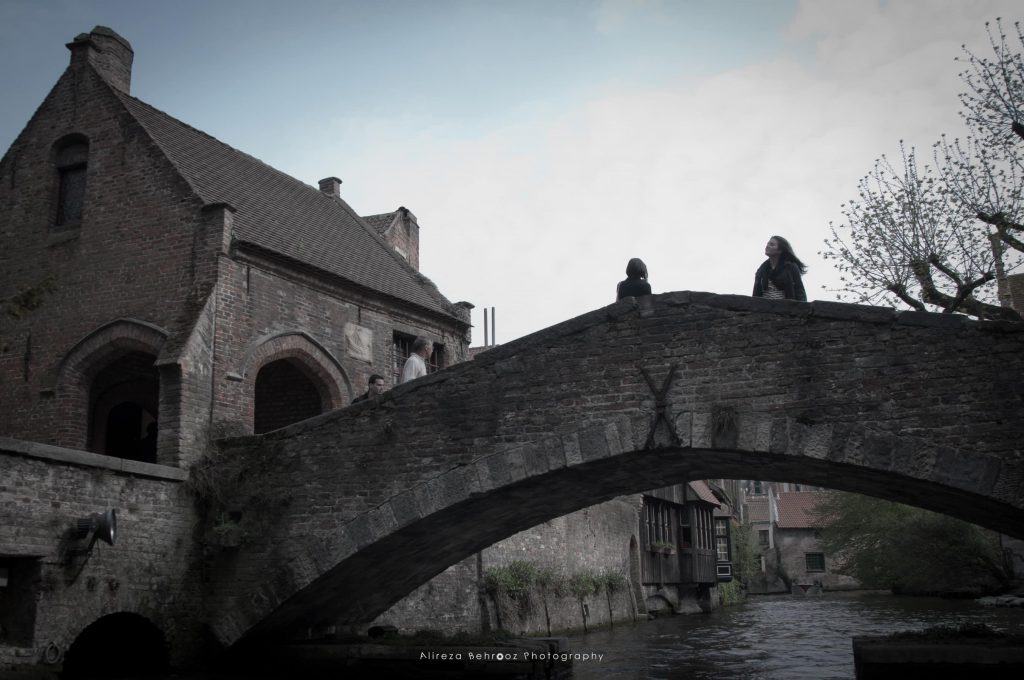 Bonifacius bridge