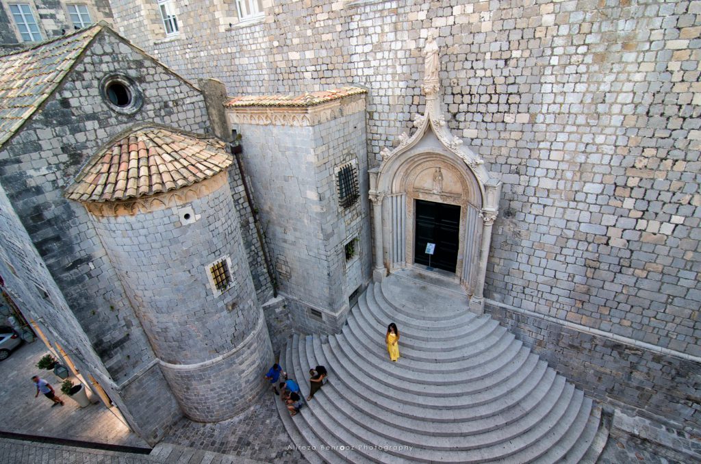 Famous stairs of kings landing!